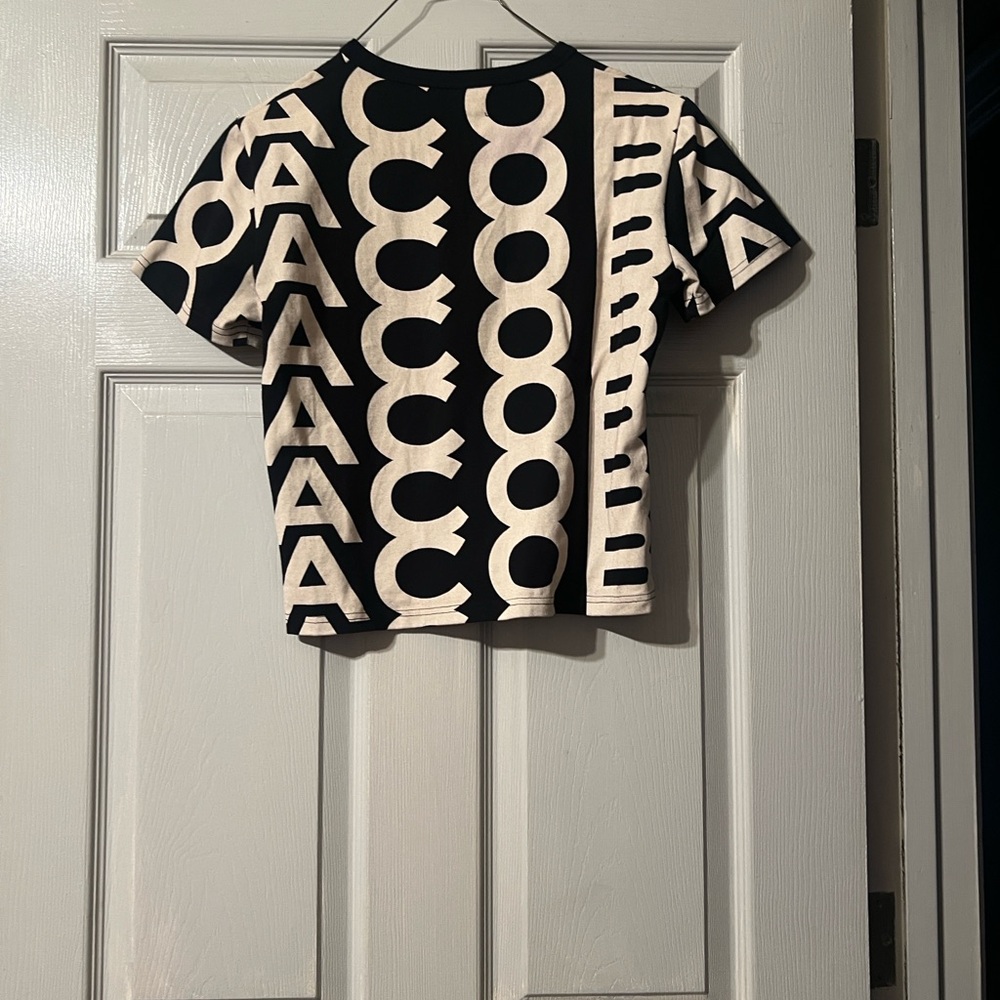 Marc Jacobs Black and Cream Monogram Tee - Picture 3 of 4